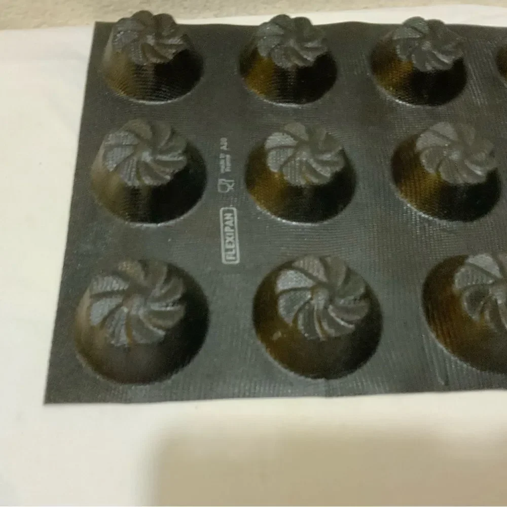 Demarle Flexipan baking mold - Made in France. A20